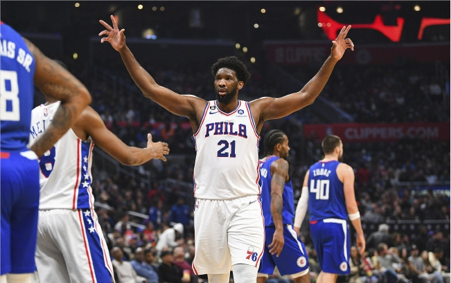 Card pepper encaja Leonard 27 puntos, los Clippers perdieron ante los 76ers