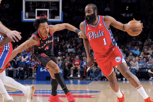 76ers acaban con la racha de 3 victorias consecutivas de los Raptors