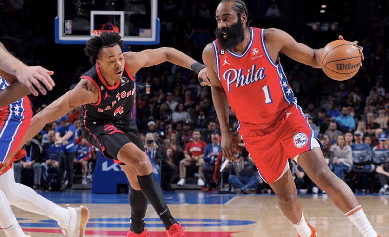 76ers acaban con la racha de 3 victorias consecutivas de los Raptors